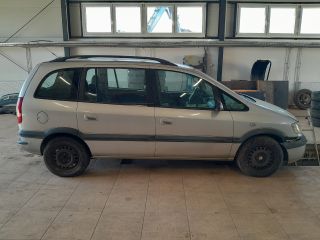 bontott OPEL ZAFIRA A Biztosítéktábla Motortér