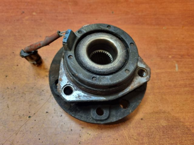 bontott OPEL ZAFIRA A Első Kerékagy (Pozíciófüggetlen)