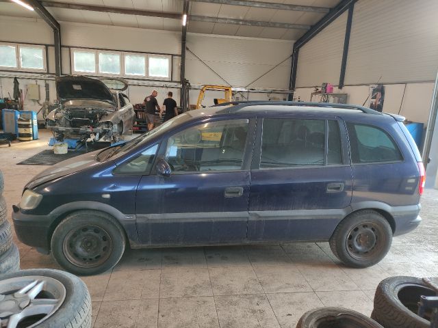 bontott OPEL ZAFIRA A Homlokfal (Üres lemez)