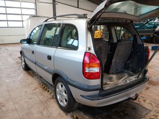 bontott OPEL ZAFIRA A Homlokfal (Üres lemez)