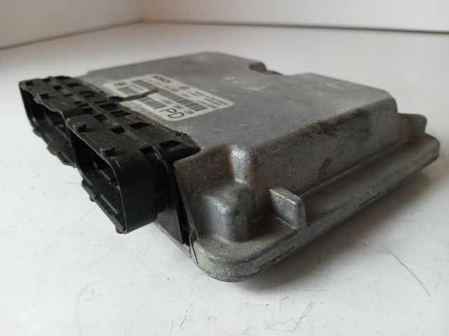 bontott OPEL ZAFIRA A Motorvezérlő