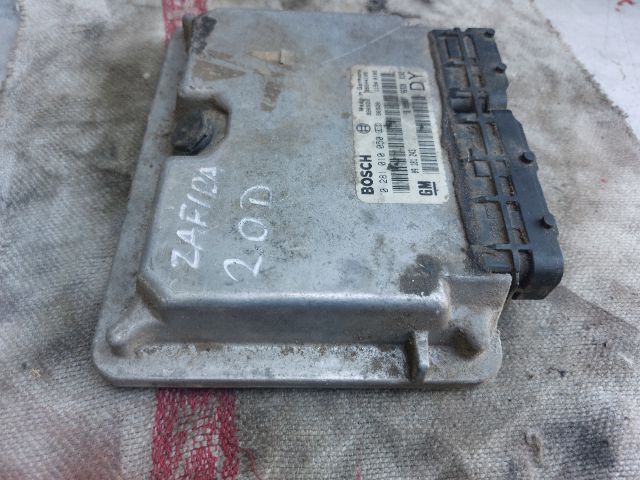 bontott OPEL ZAFIRA A Motorvezérlő