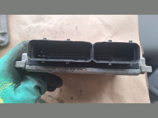 bontott OPEL ZAFIRA A Motorvezérlő