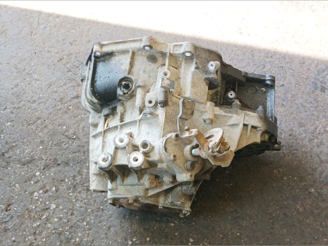 bontott OPEL ZAFIRA A Váltó (Mechanikus)