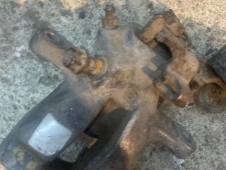 bontott OPEL ZAFIRA A Bal hátsó Féknyereg Munkahengerrel