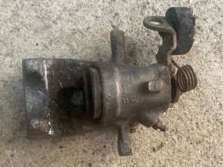 bontott OPEL ZAFIRA A Bal hátsó Féknyereg Munkahengerrel