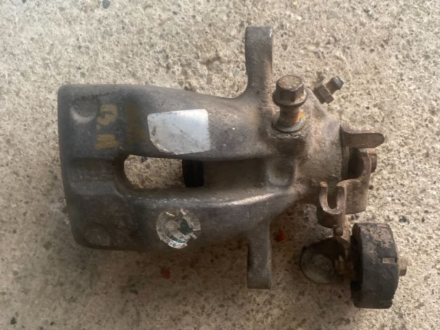 bontott OPEL ZAFIRA A Bal hátsó Féknyereg Munkahengerrel