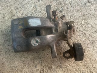 bontott OPEL ZAFIRA A Bal hátsó Féknyereg Munkahengerrel