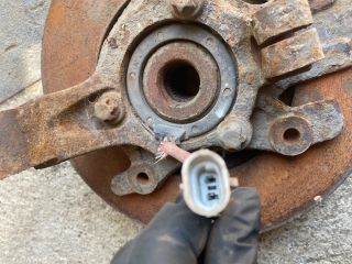 bontott OPEL ZAFIRA A Jobb első Kerékagy