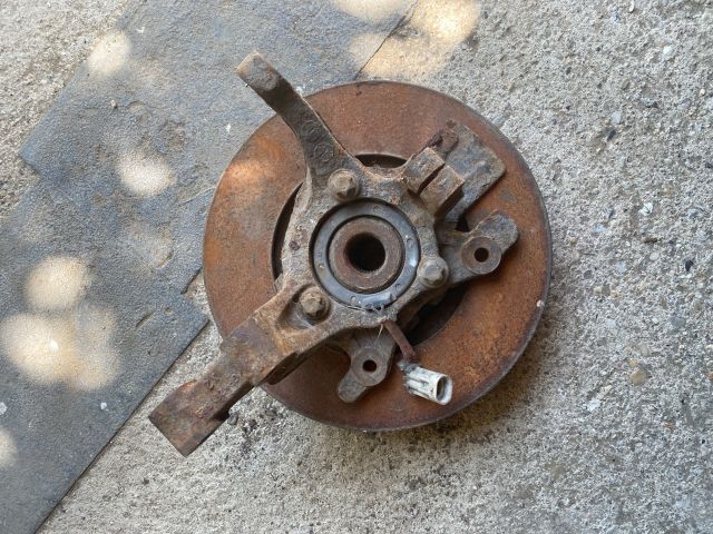 bontott OPEL ZAFIRA A Jobb első Kerékagy