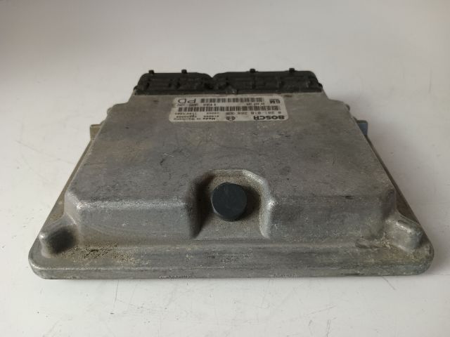 bontott OPEL ZAFIRA A Motorvezérlő