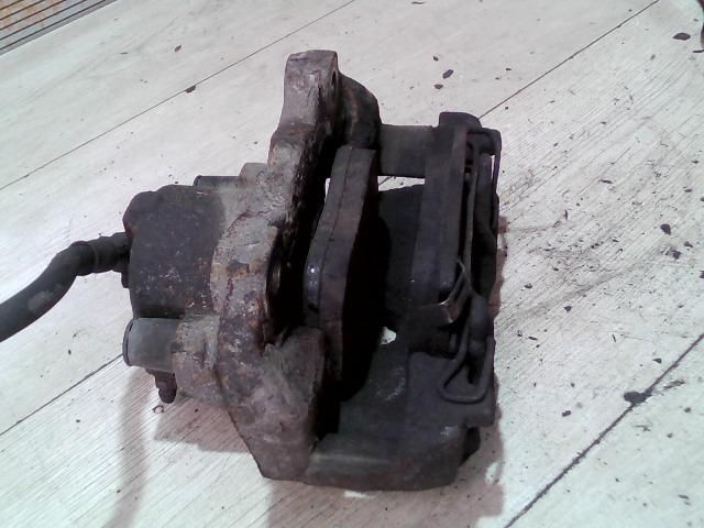 bontott OPEL ZAFIRA A Bal első Féknyereg Munkahengerrel