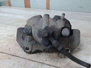 bontott OPEL ZAFIRA A Jobb első Féknyereg Munkahengerrel