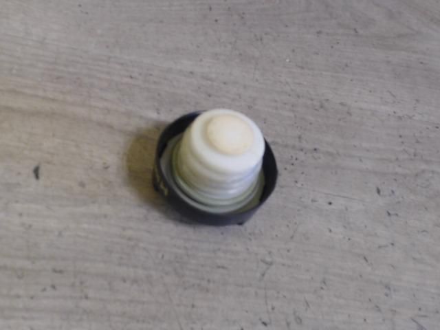 bontott OPEL ZAFIRA A Tanksapka