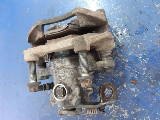 bontott OPEL ZAFIRA A Bal hátsó Féknyereg Munkahengerrel