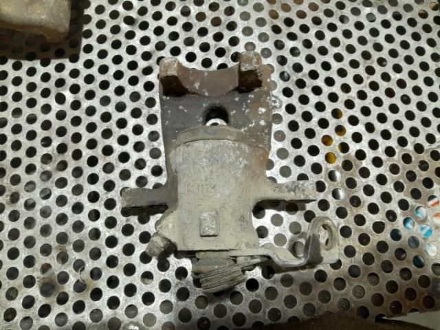 bontott OPEL ZAFIRA A Bal hátsó Féknyereg Munkahengerrel