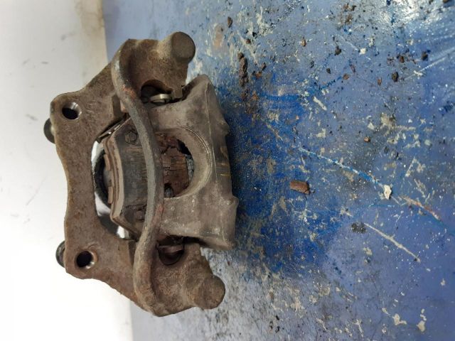 bontott OPEL ZAFIRA A Bal hátsó Féknyereg Munkahengerrel