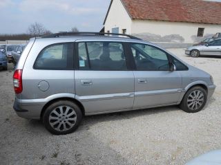 bontott OPEL ZAFIRA A Fojtószelep (Elektromos)