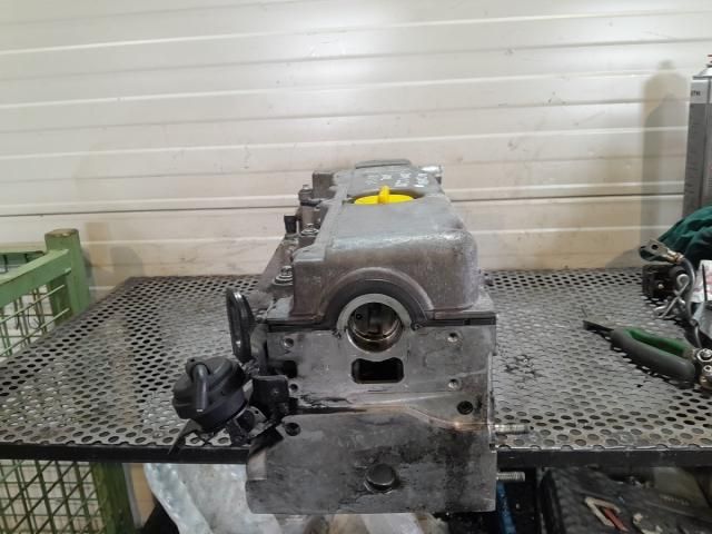 bontott OPEL ZAFIRA A Hengerfej