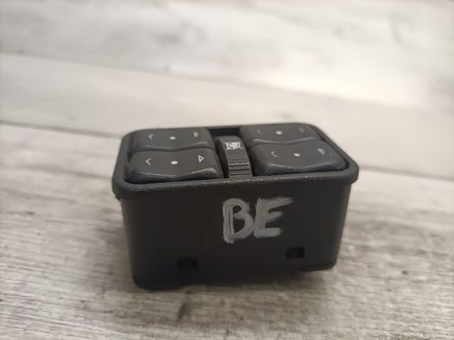 bontott OPEL ZAFIRA A Ablakemelő Kapcsoló Négyes / Kettes