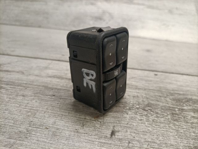 bontott OPEL ZAFIRA A Ablakemelő Kapcsoló Négyes / Kettes