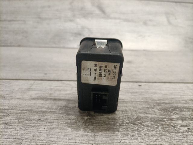 bontott OPEL ZAFIRA A Ablakemelő Kapcsoló Négyes / Kettes