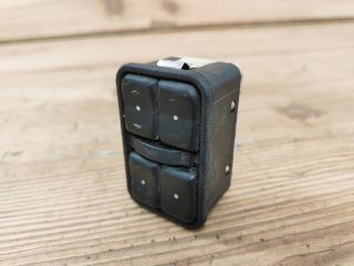 bontott OPEL ZAFIRA A Ablakemelő Kapcsoló Négyes / Kettes