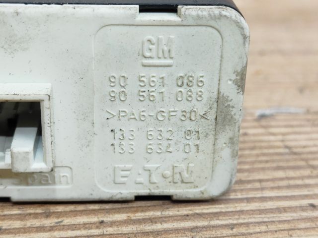 bontott OPEL ZAFIRA A Ablakemelő Kapcsoló Négyes / Kettes