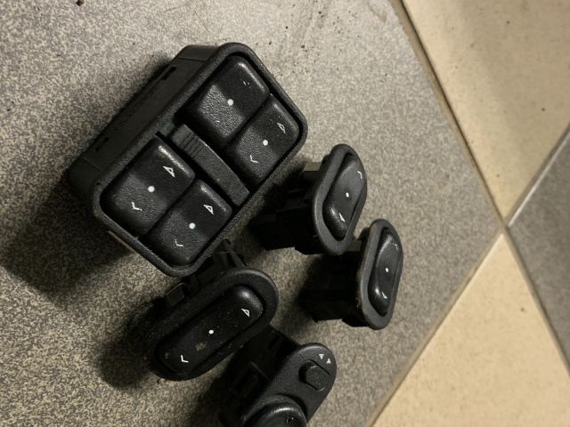 bontott OPEL ZAFIRA A Ablakemelő Kapcsoló Szett