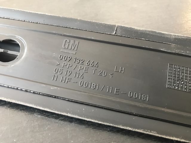 bontott OPEL ZAFIRA A Bal B Oszlop Díszléc