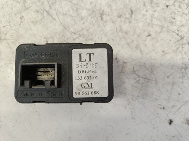 bontott OPEL ZAFIRA A Bal első Ablakemelő Kapcsoló