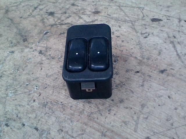 bontott OPEL ZAFIRA A Bal első Ablakemelő Kapcsoló