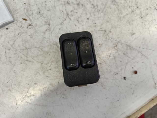 bontott OPEL ZAFIRA A Bal első Ablakemelő Kapcsoló