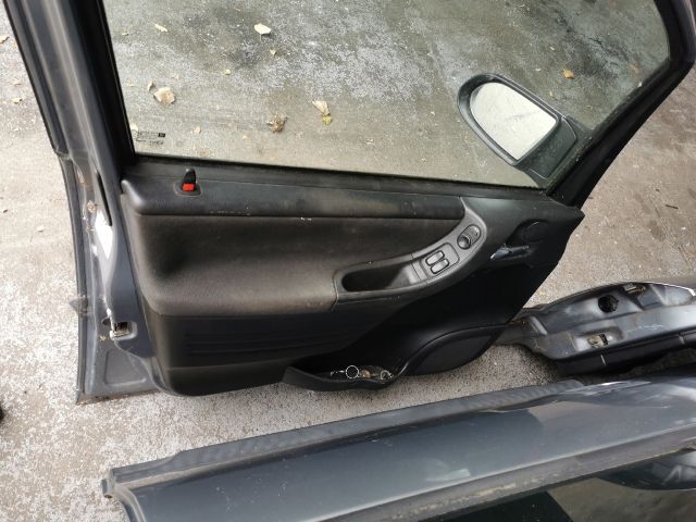 bontott OPEL ZAFIRA A Bal első Ajtó (Részeivel)