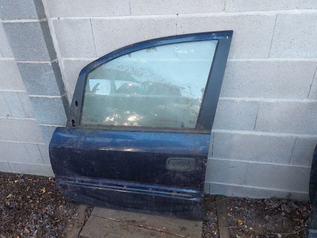 bontott OPEL ZAFIRA A Bal első Ajtó (Részeivel)