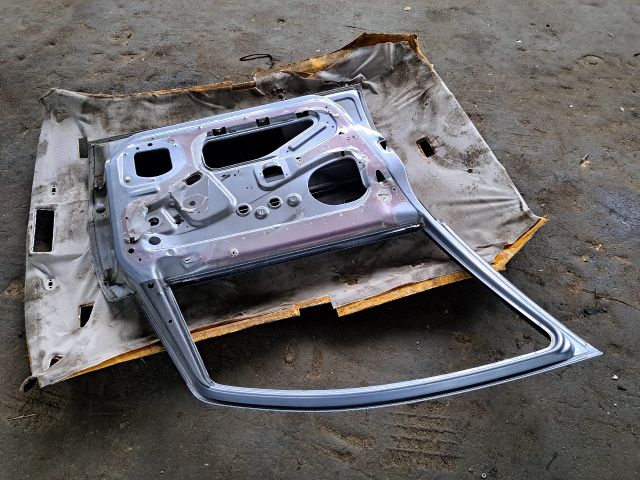 bontott OPEL ZAFIRA A Bal első Ajtó (Üres lemez)