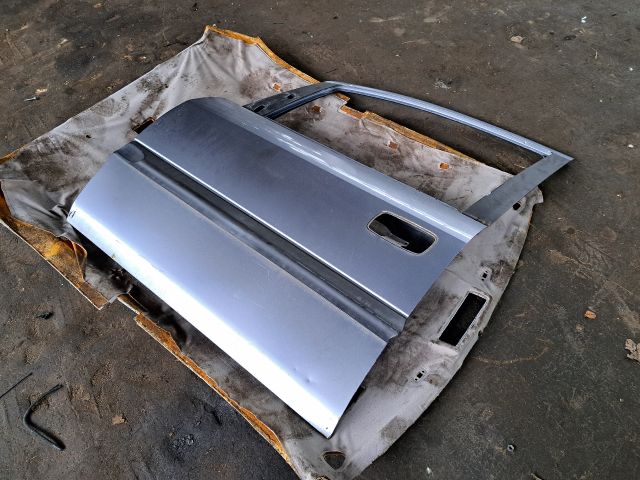 bontott OPEL ZAFIRA A Bal első Ajtó (Üres lemez)