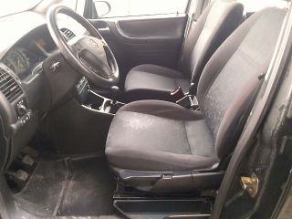 bontott OPEL ZAFIRA A Bal első Ajtó (Üres lemez)