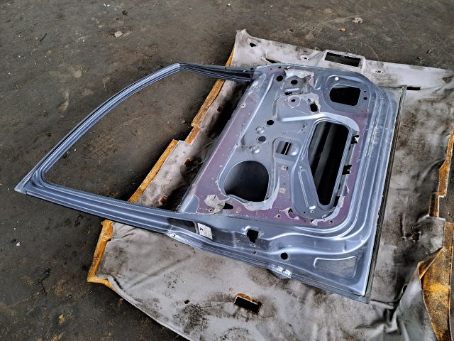 bontott OPEL ZAFIRA A Bal első Ajtó (Üres lemez)