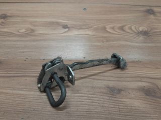 bontott OPEL ZAFIRA A Bal első Ajtóhatároló