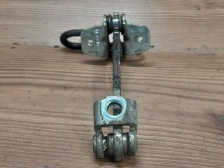 bontott OPEL ZAFIRA A Bal első Ajtóhatároló