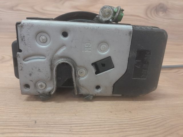 bontott OPEL ZAFIRA A Bal első Ajtózár