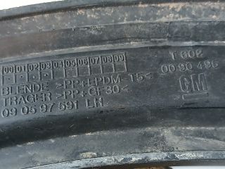 bontott OPEL ZAFIRA A Bal első Sárvédő Szélesítő