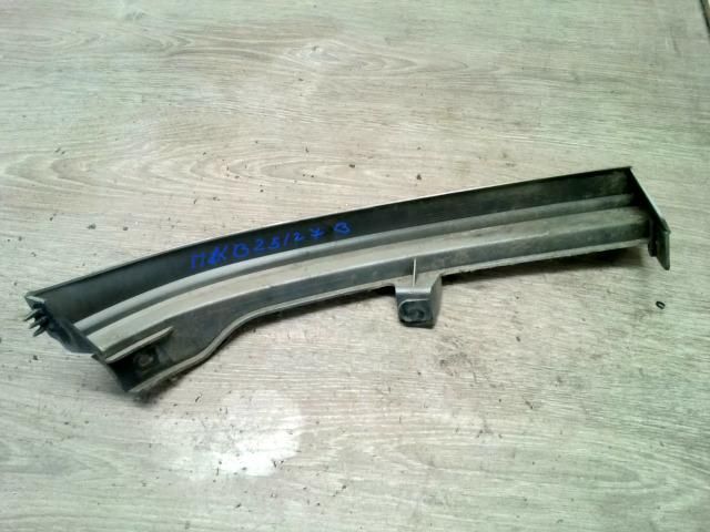 bontott OPEL ZAFIRA A Bal Fényszóró Bajusz Díszléc