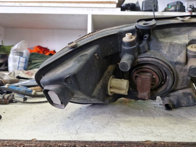 bontott OPEL ZAFIRA A Bal Fényszóró