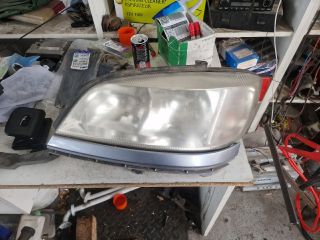 bontott OPEL ZAFIRA A Bal Fényszóró