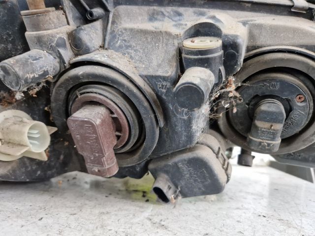 bontott OPEL ZAFIRA A Bal Fényszóró