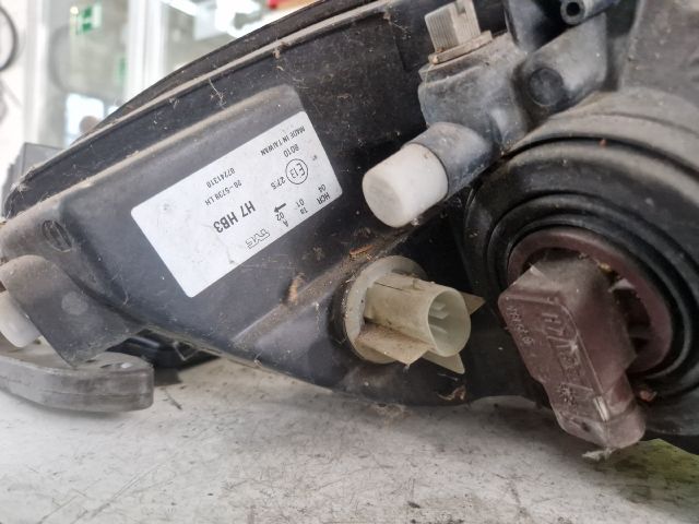 bontott OPEL ZAFIRA A Bal Fényszóró