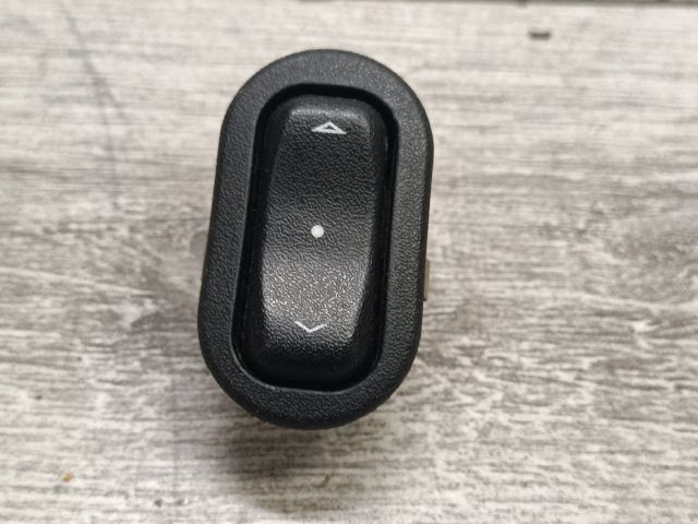 bontott OPEL ZAFIRA A Bal hátsó Ablakemelő Kapcsoló