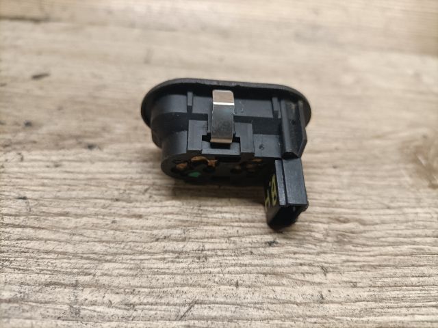 bontott OPEL ZAFIRA A Bal hátsó Ablakemelő Kapcsoló